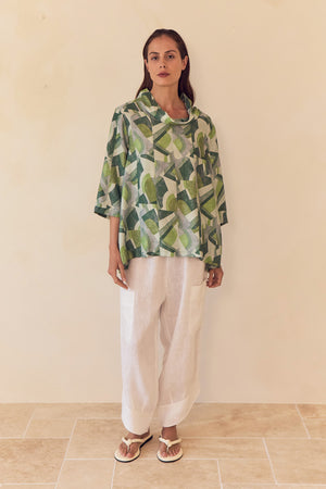 HIGH NECK PRINT TOP
