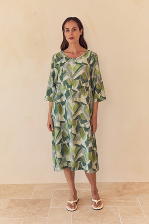 CURVE SEAM PRINT DRESS