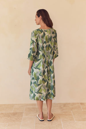 CURVE SEAM PRINT DRESS