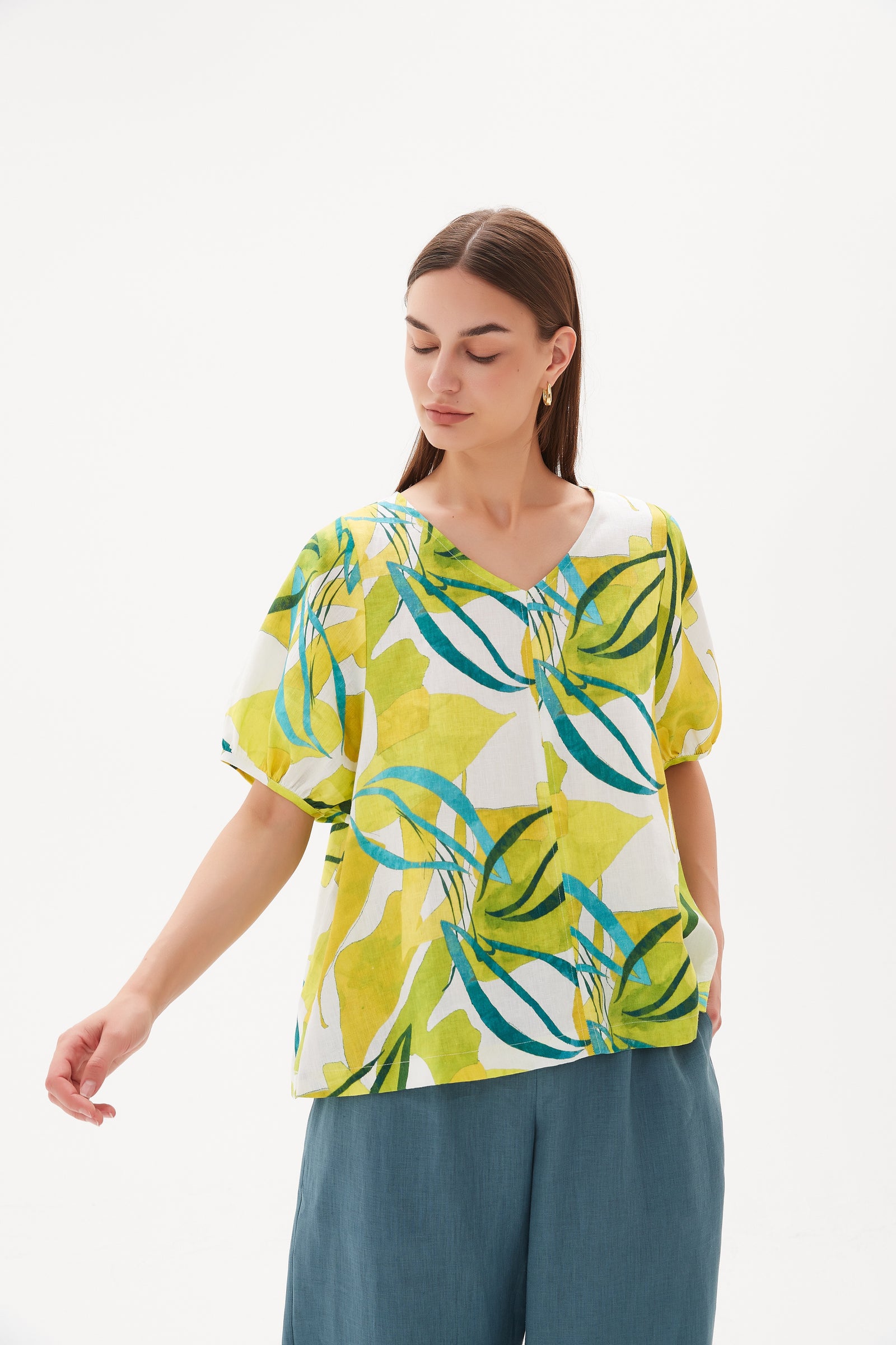 BISHOP SLEEVE PRINT LINEN TOP