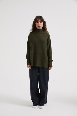 FUNNEL NECK EASY KNIT