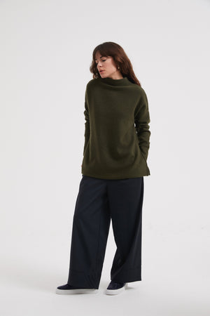 FUNNEL NECK EASY KNIT