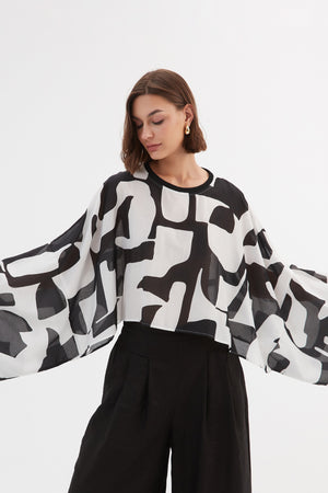 SILKY OVERSIZED LAYER TOP