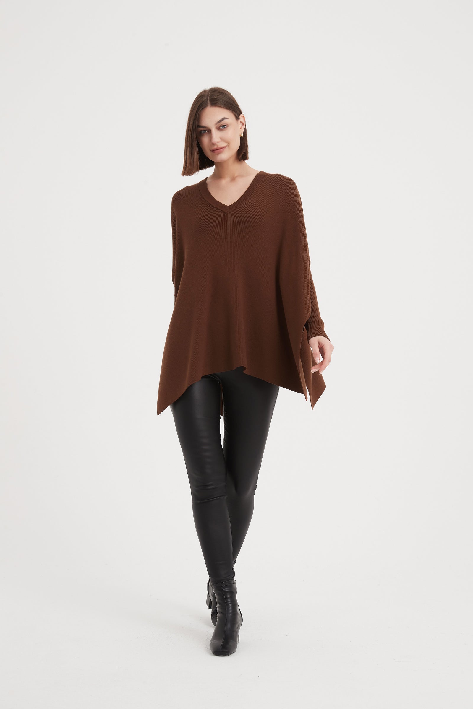V NECK BATWING KNIT