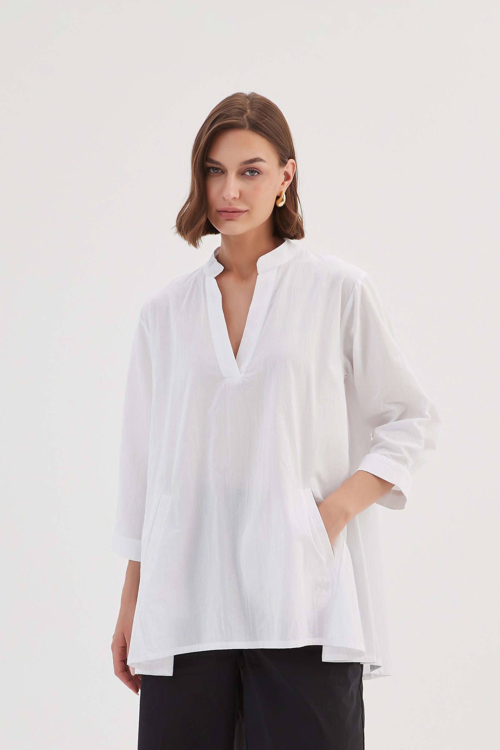 Tirelli women’s modern coat minimalist autumn design