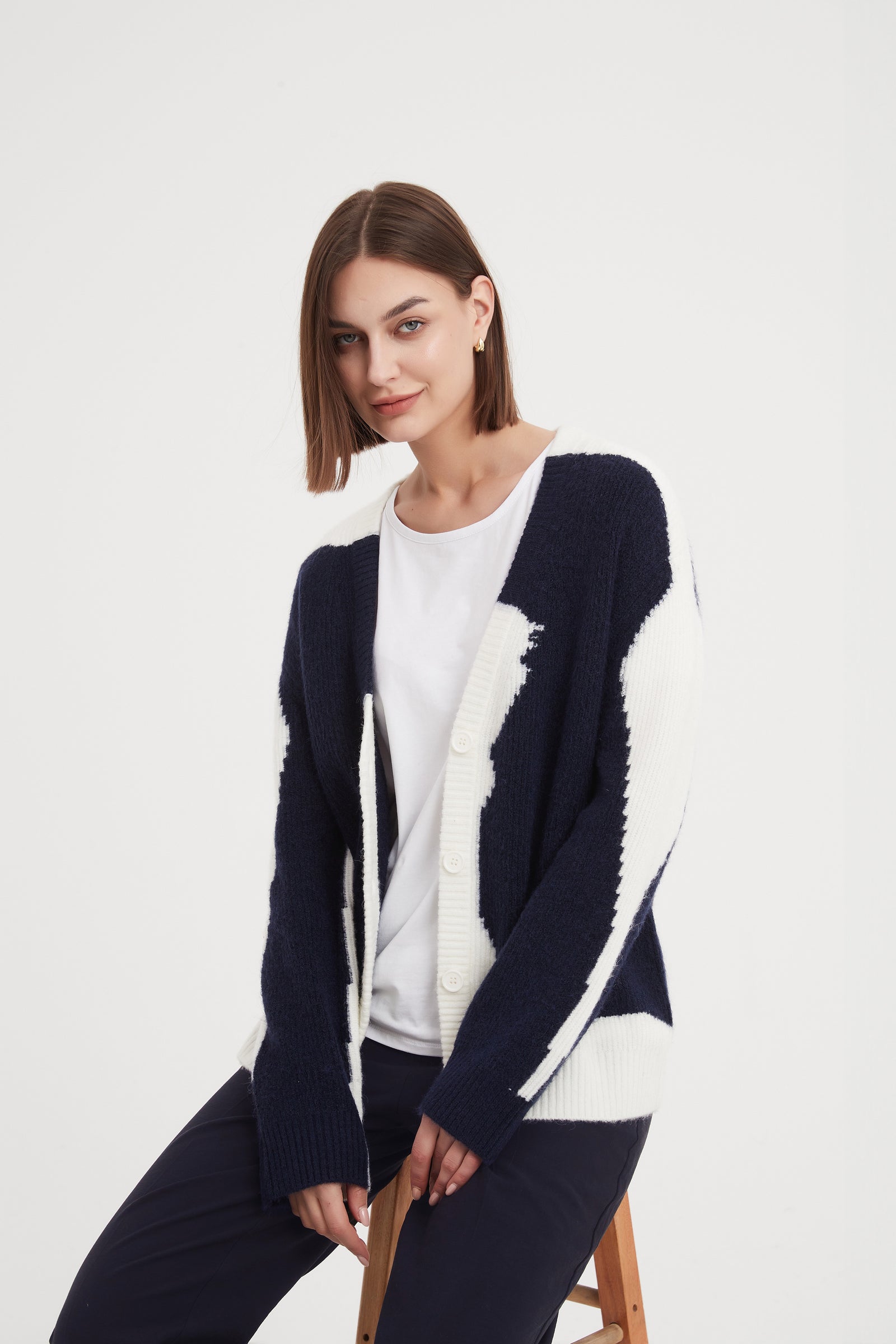 ABSTRACT PRINT CARDIGAN