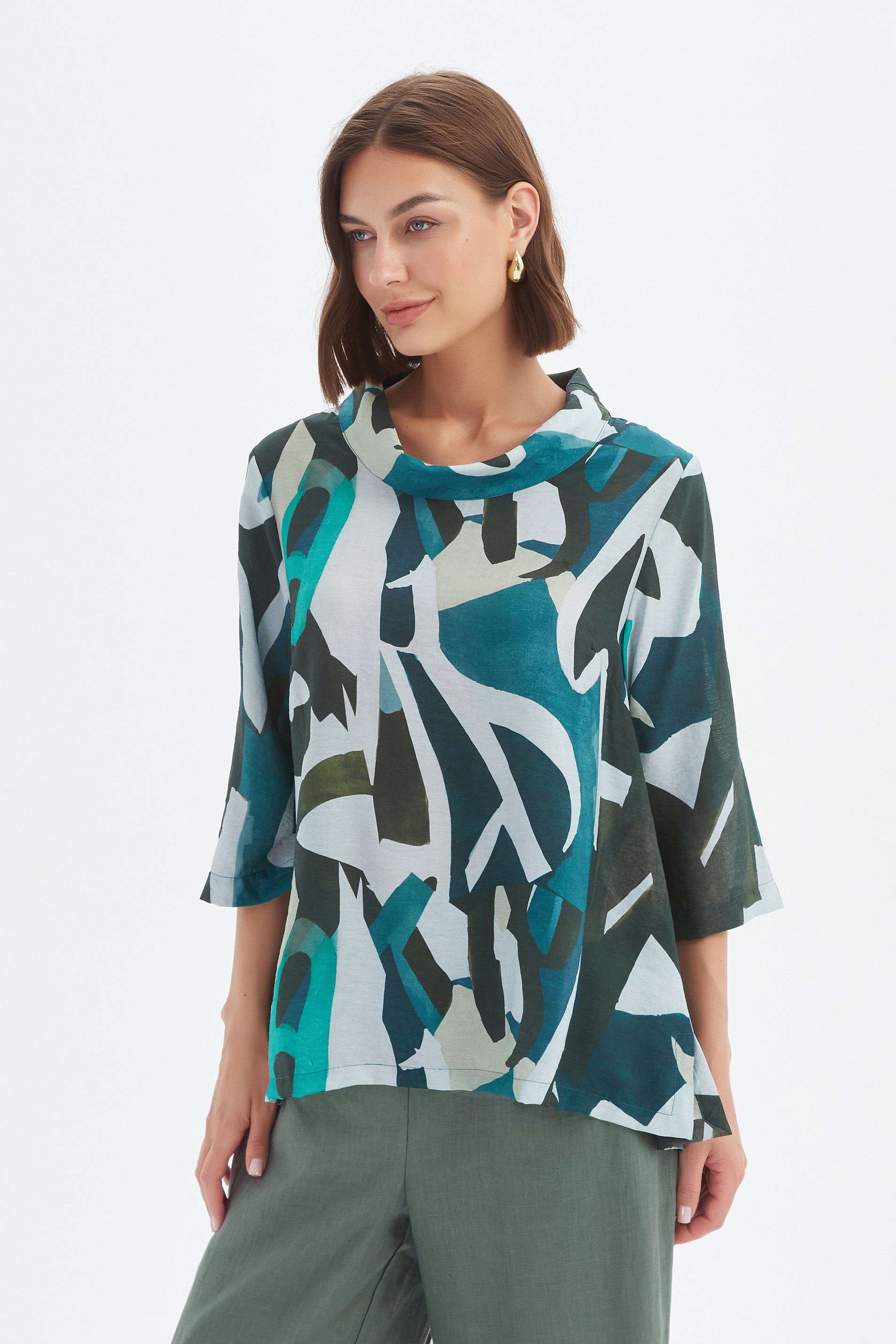 HIGH NECK PRINT TOP