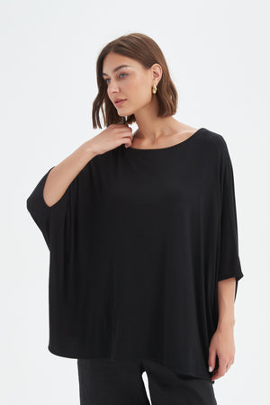 OVERSIZED BOXY TEE