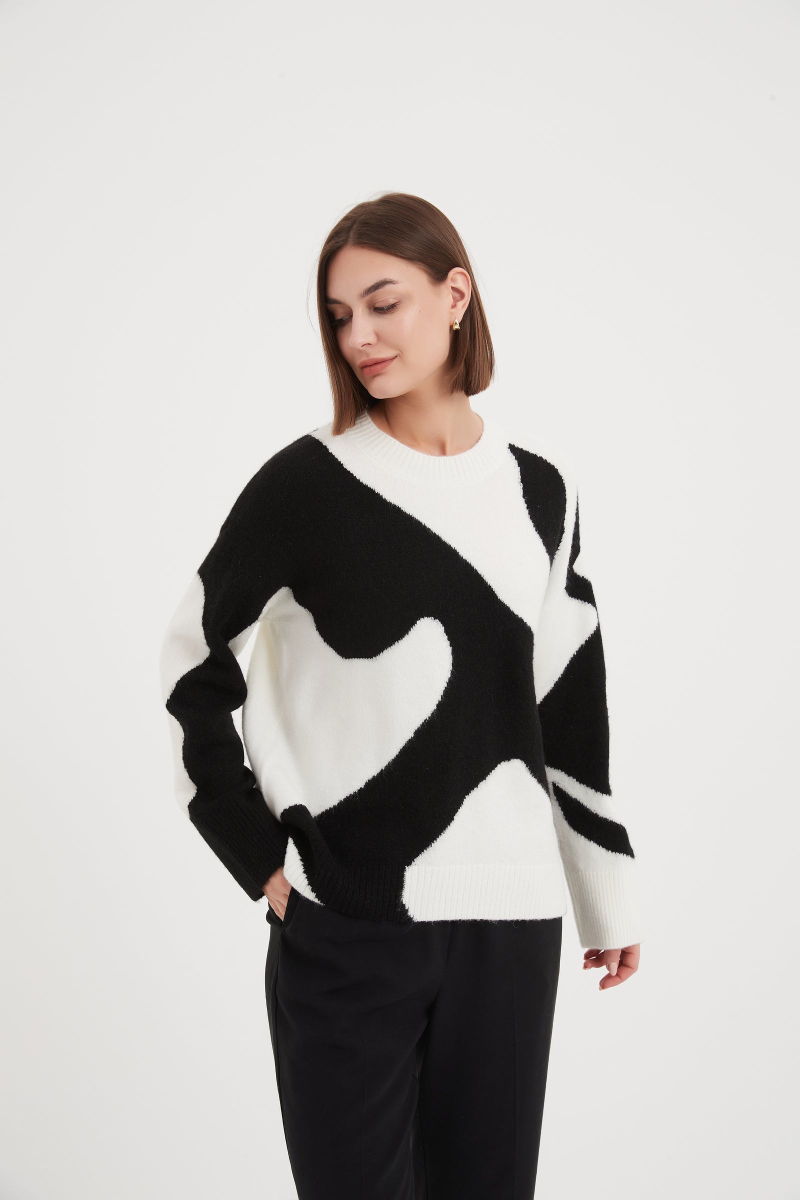 ABSTRACT PRINT KNIT