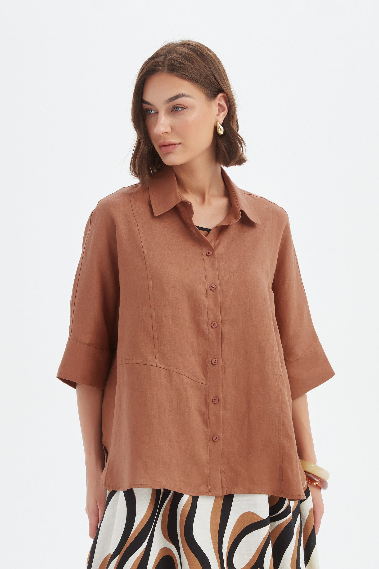 SEAM DETAIL BOXY SHIRT