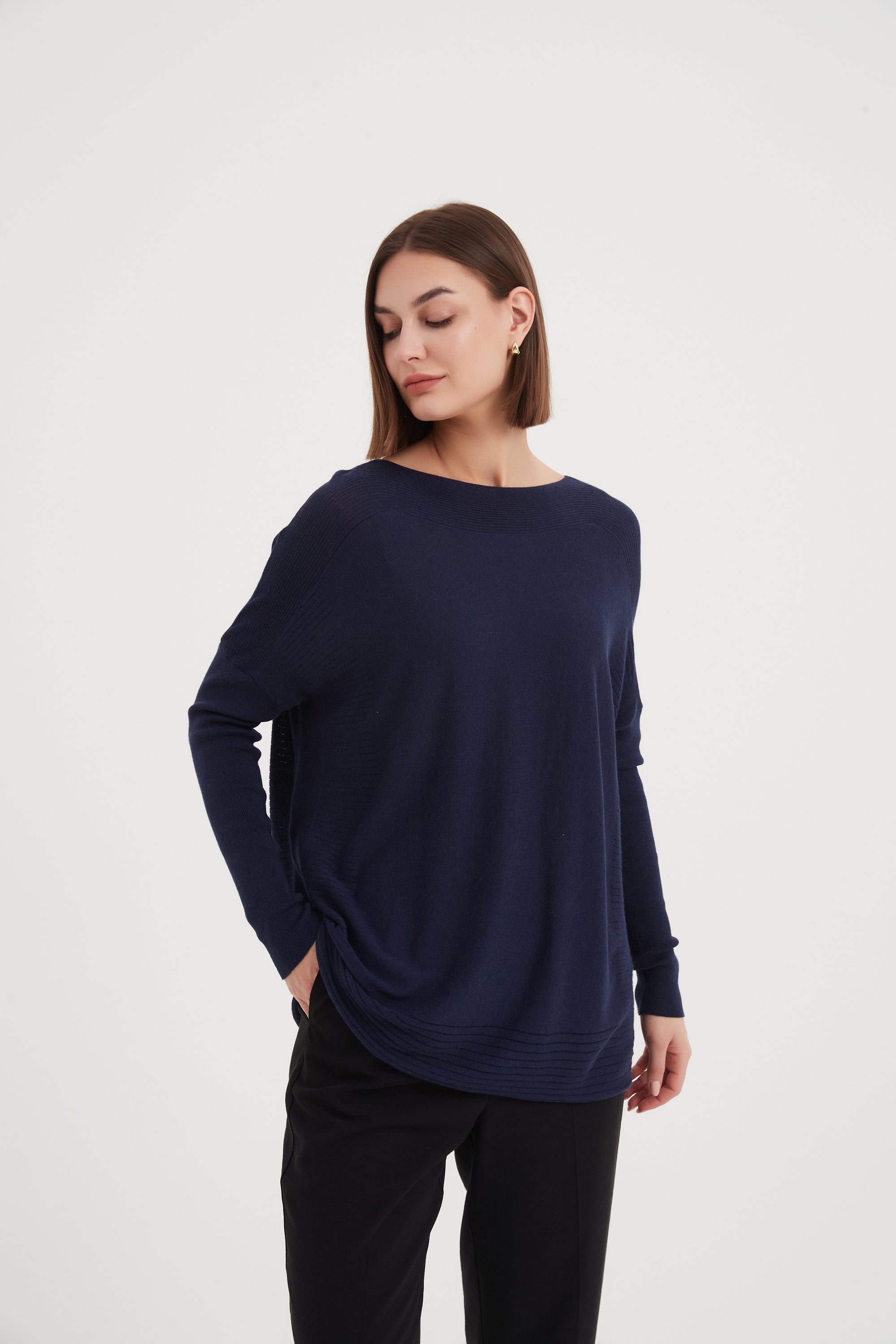 WIDE NECK KNIT TOP