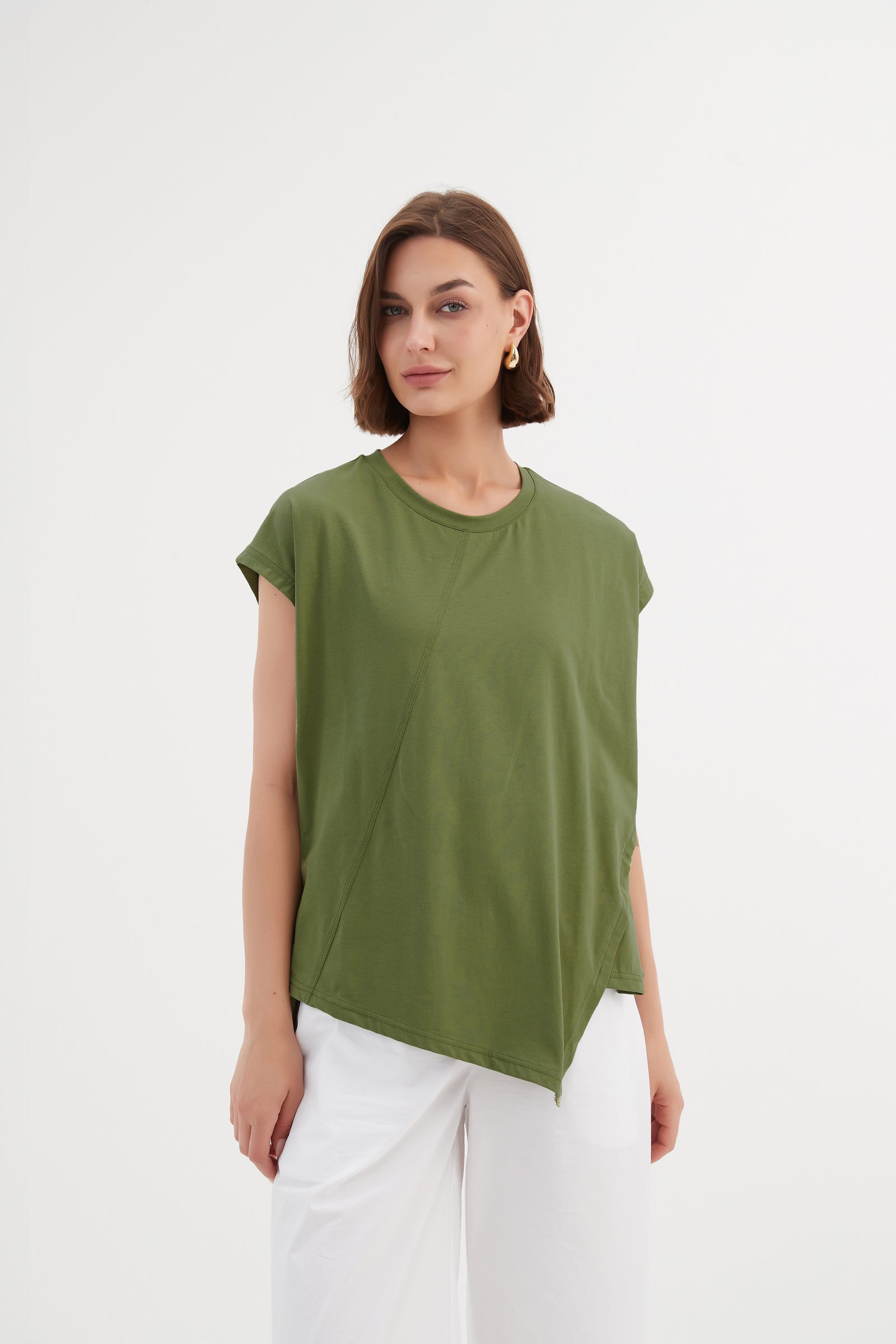 ASYMMETRIC SEAM TEE