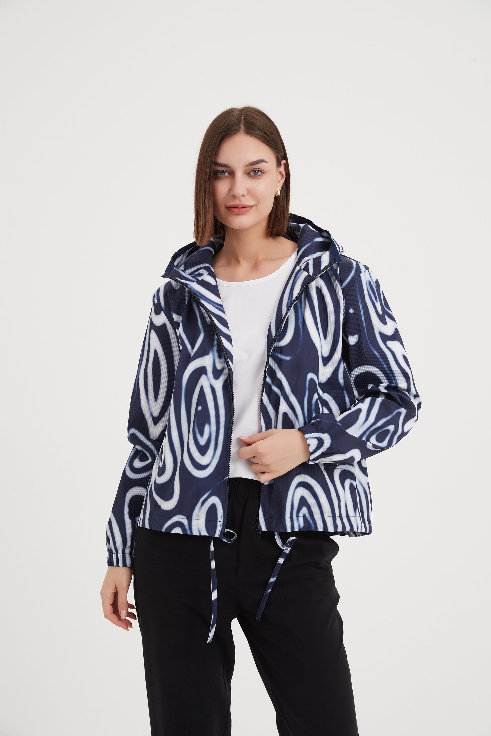 TEXTURED PRINT JACKET