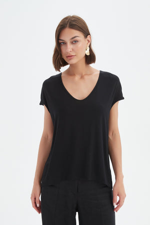 DEEP V CAP SLEEVE TEE