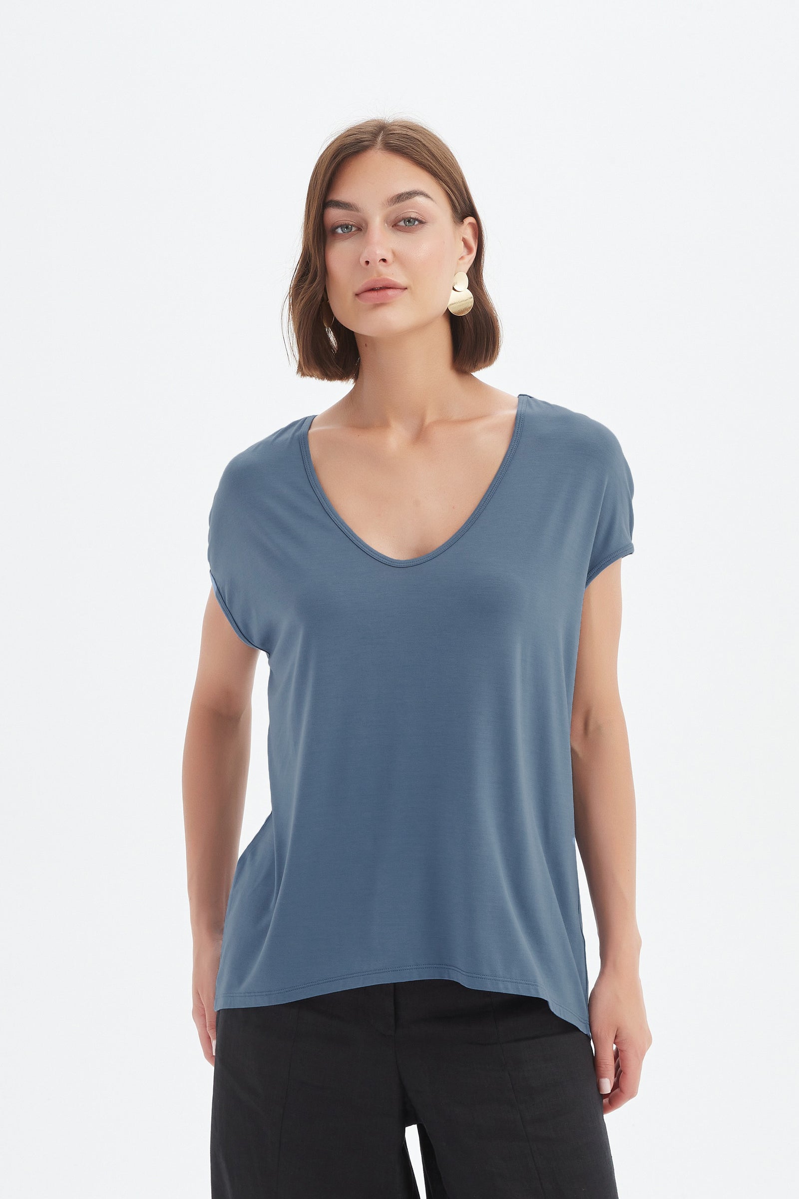 DEEP V CAP SLEEVE TEE