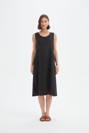 SLEEVELESS POCKET DRESS