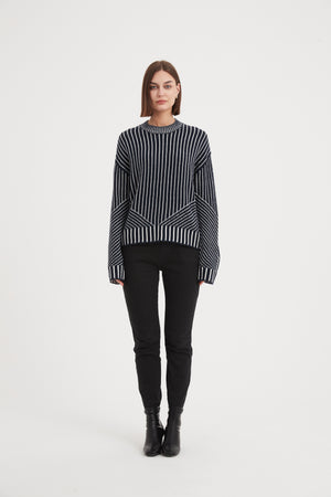 GEOMETRIC STRIPE KNIT