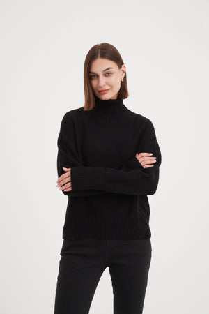 ROLL NECK KNIT