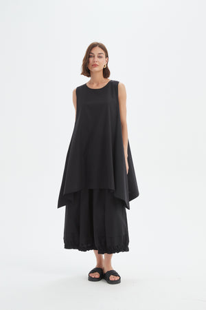[PRE-ORDER] SLEEVELESS SWING TOP