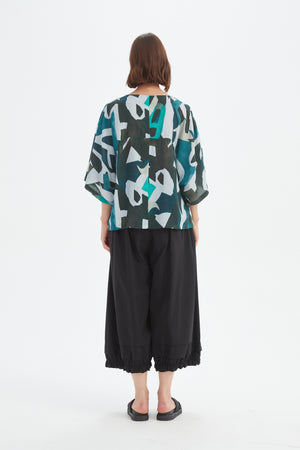 WIDE SLEEVE PRINT TOP