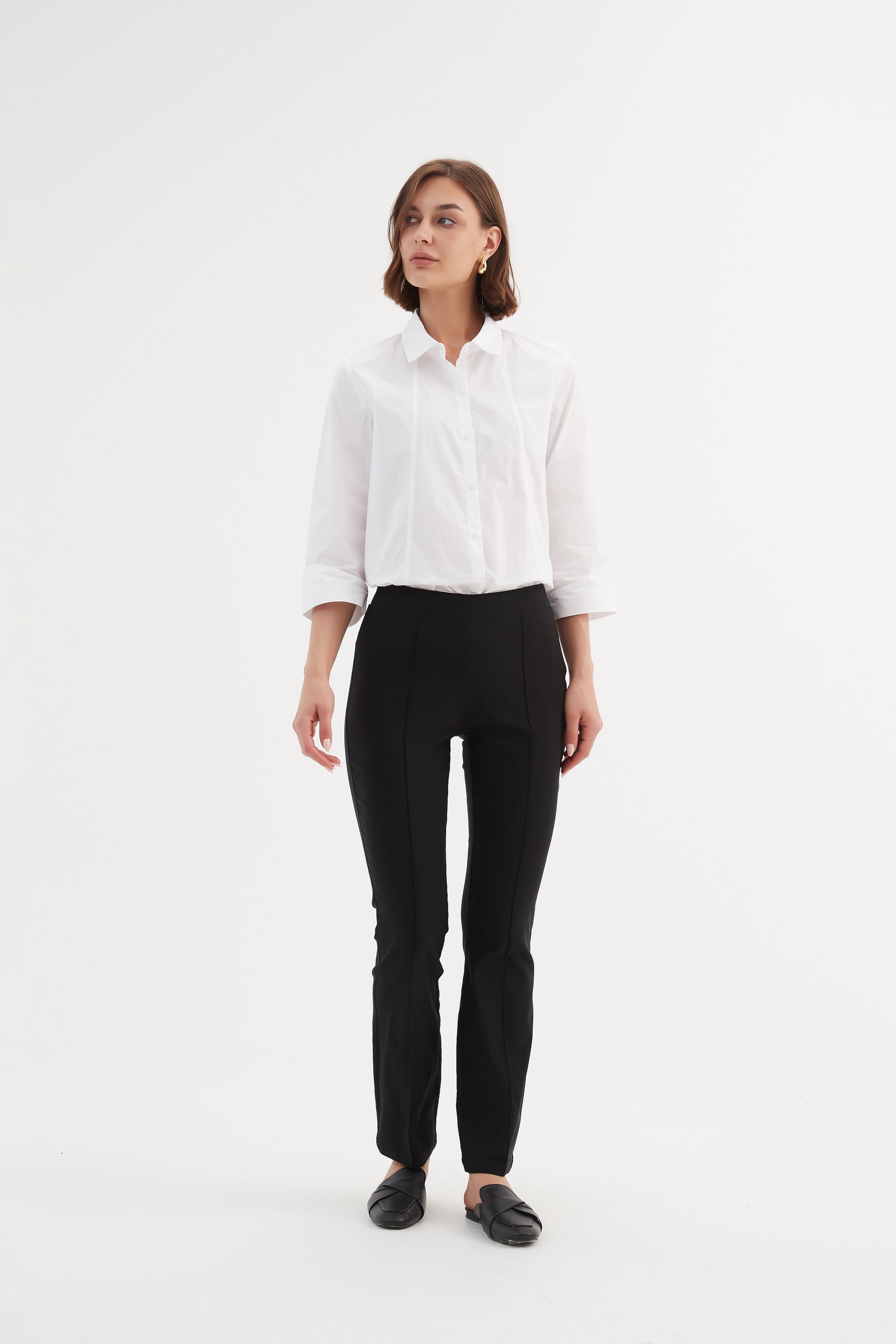 SEAM DETAIL STRAIGHT PANT