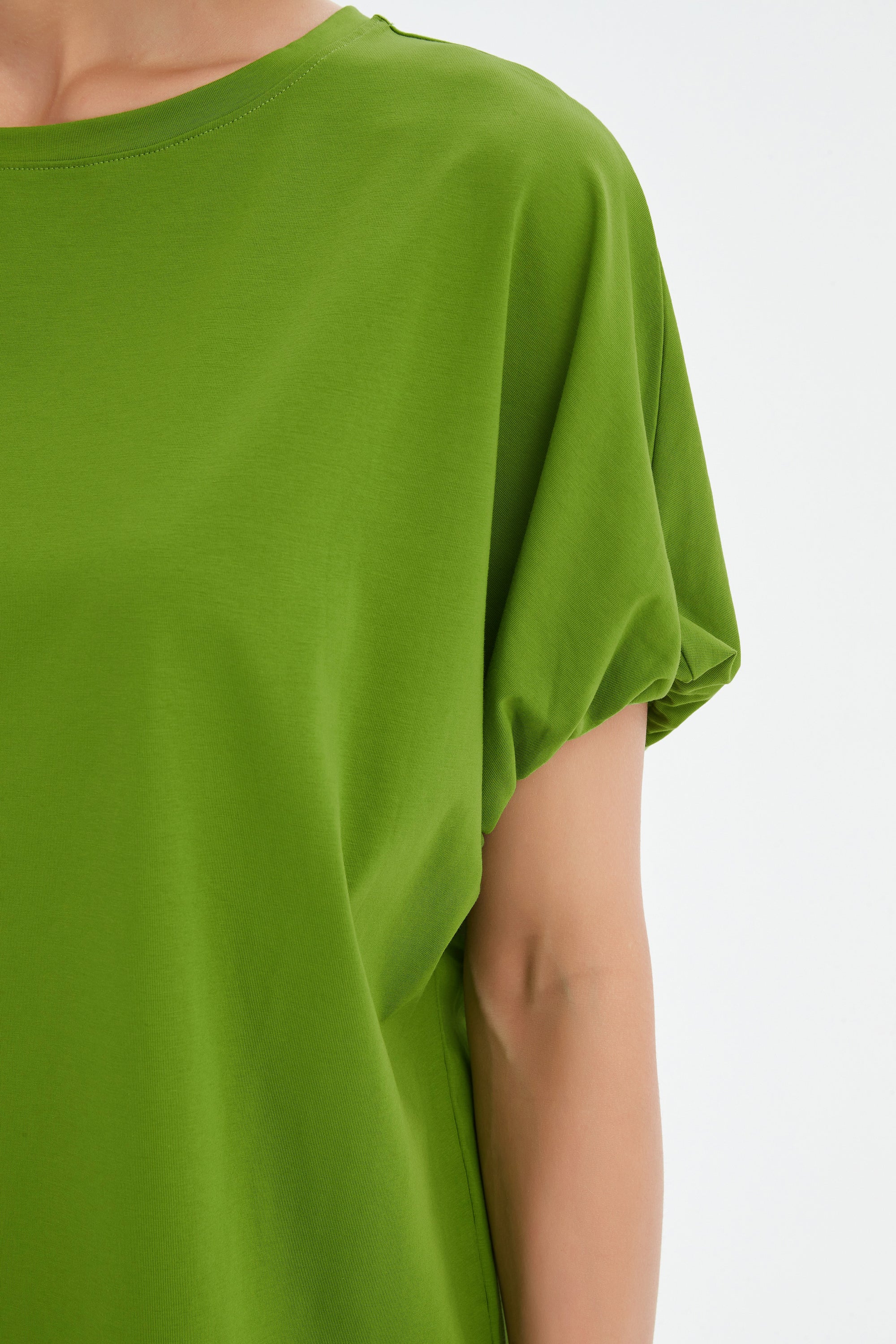 BUBBLE SLEEVE TEE