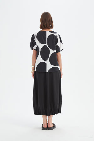 V NECK BISHOP SLEEVE POPLIN TOP