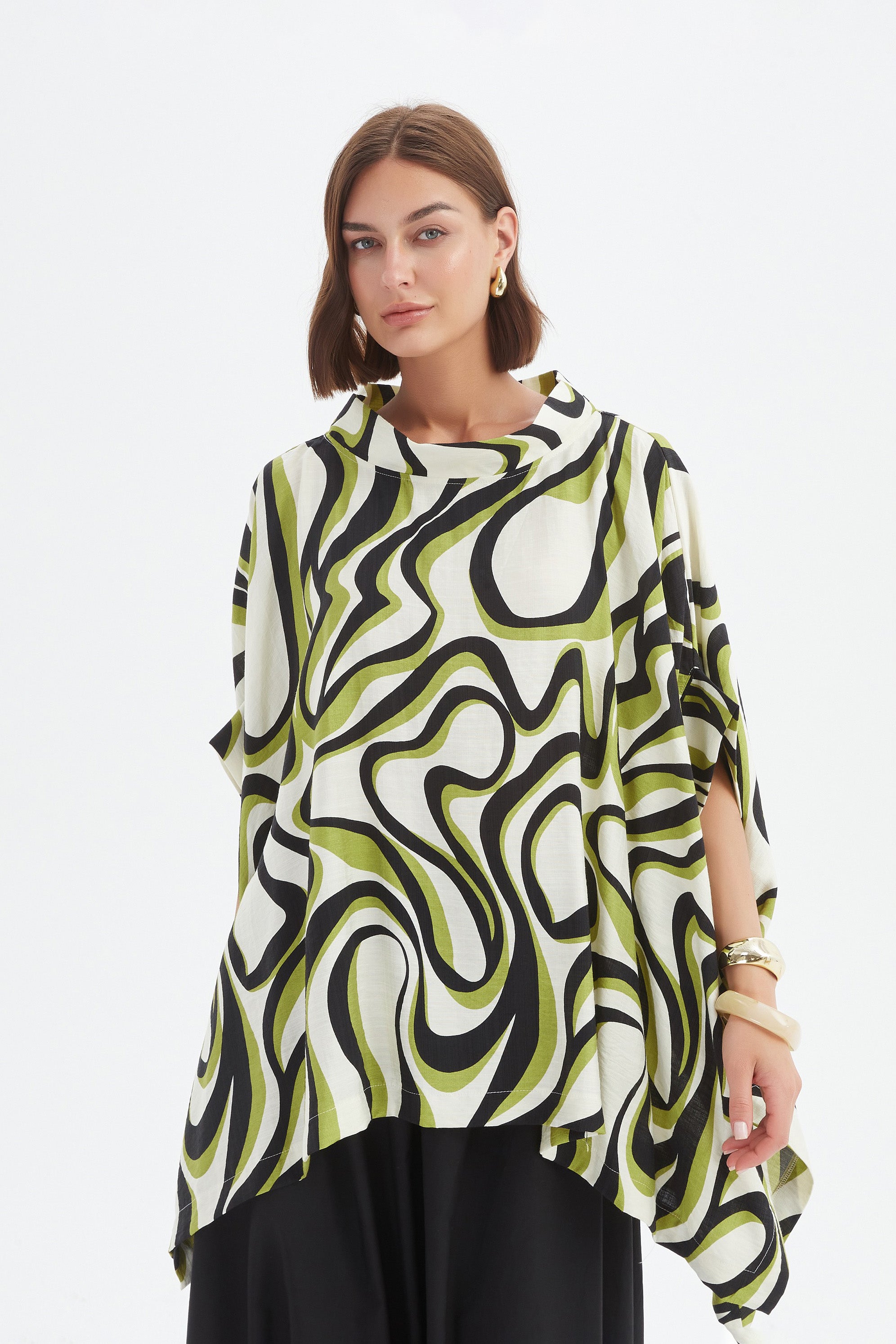 STATEMENT NECK PRINT TUNIC