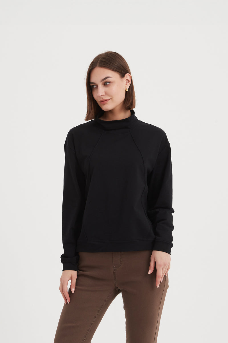 SEAM DETAIL SWEAT