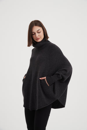 HIGH NECK OVERSIZED KNIT