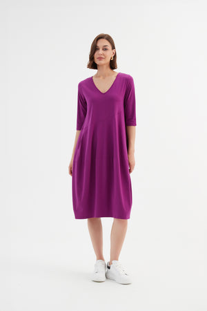 V NECK DIAGONAL SEAM DRESS