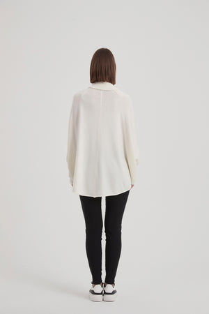 HIGH NECK OVERSIZED KNIT