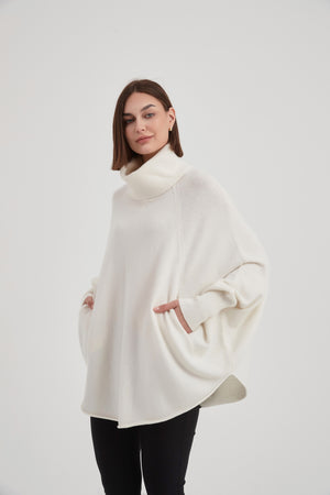 HIGH NECK OVERSIZED KNIT