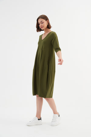 V NECK DIAGONAL SEAM DRESS