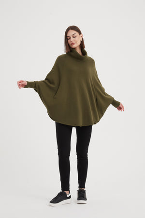 HIGH NECK OVERSIZED KNIT