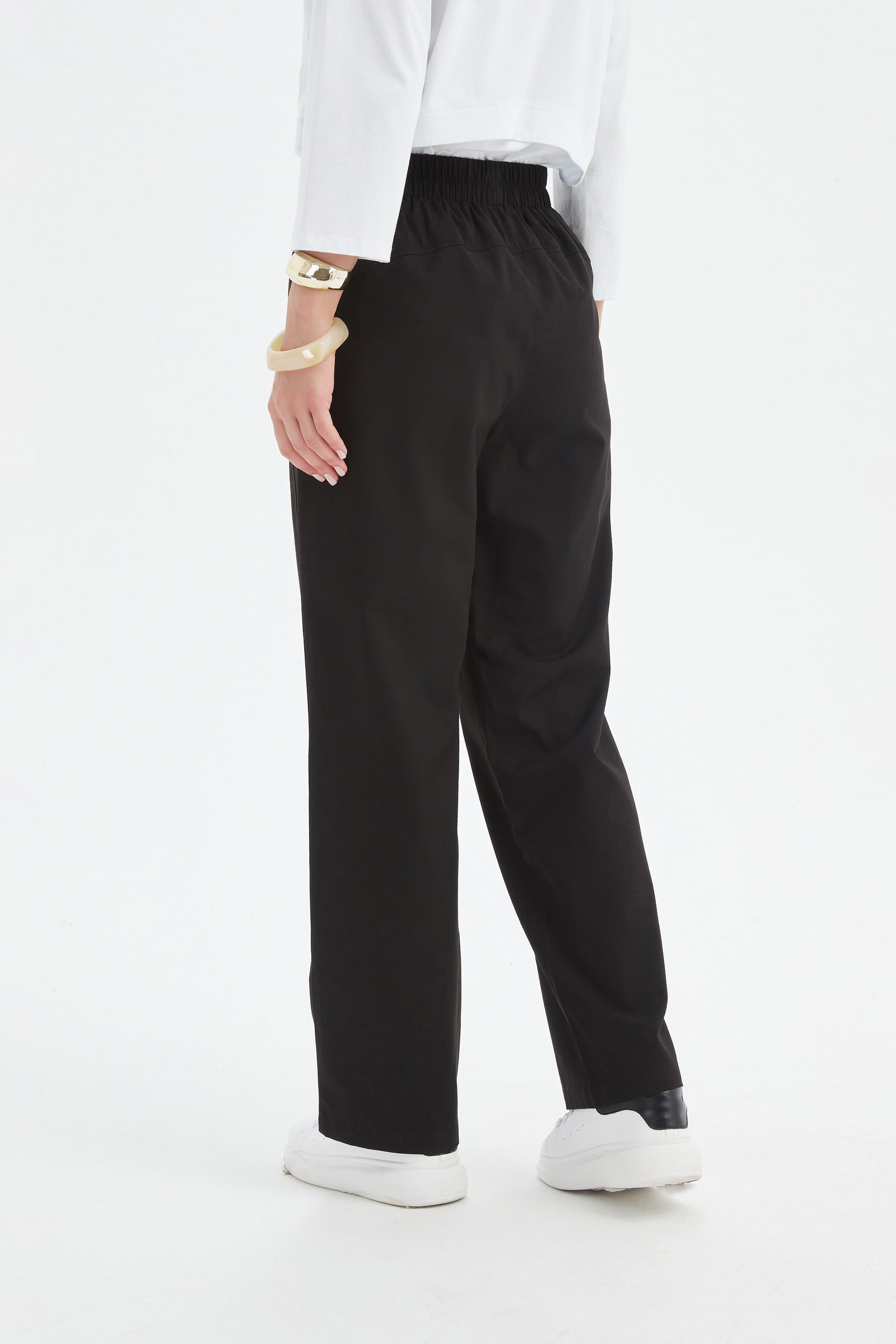 STRAIGHT LEG EASY PANT