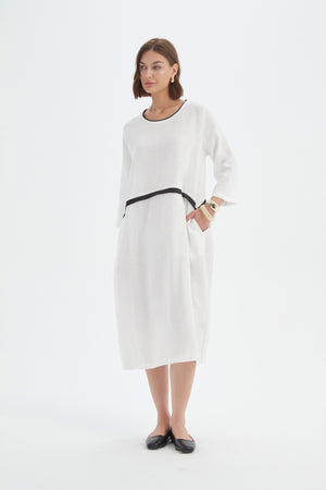 CONTRAST TRIM OVOID DRESS