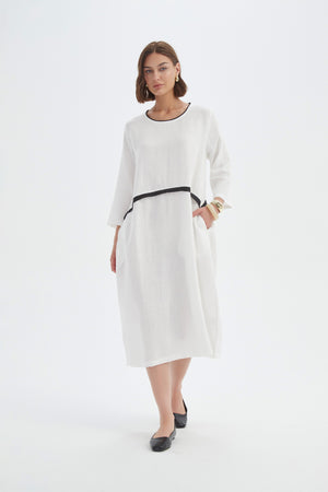 CONTRAST TRIM OVOID DRESS