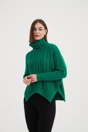 HIGH NECK CABLE KNIT