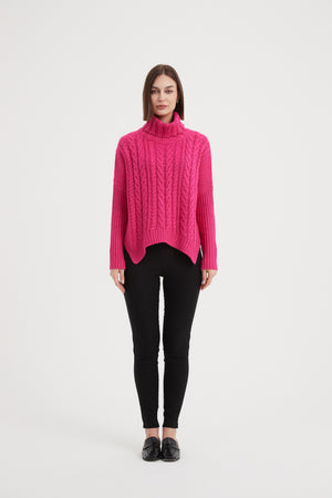 HIGH NECK CABLE KNIT