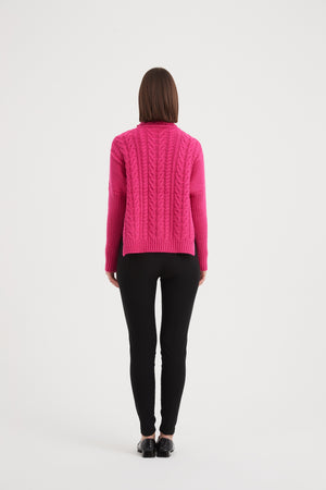 HIGH NECK CABLE KNIT
