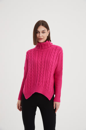 HIGH NECK CABLE KNIT