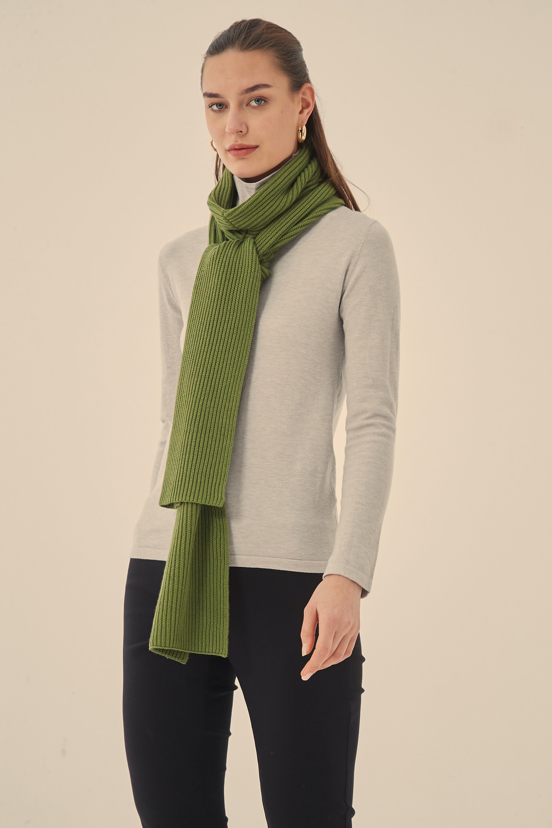 VERSATILE SCARF