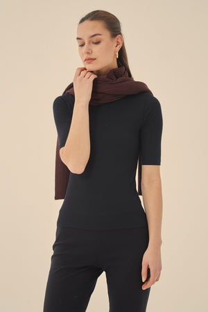 VERSATILE SCARF
