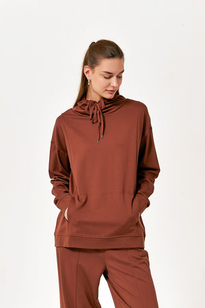 TIE NECK SWEAT TOP