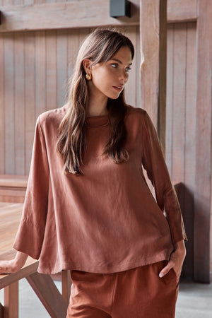 BELL SLEEVE MOCK NECK TOP