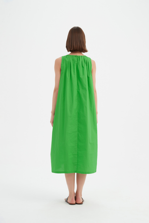 PLEAT NECK DRESS