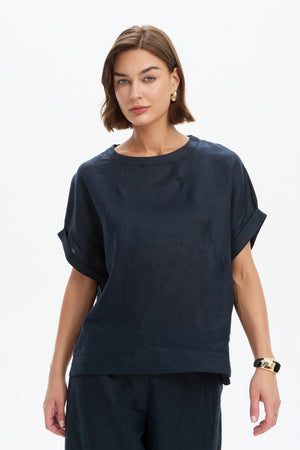 ANGLED SEAM TOP