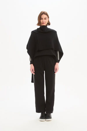 ASYMMETRIC WRAP KNIT