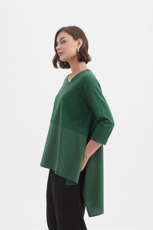 Women’s Ava Cotton Scoop Neck T Shirt, 3/4 Sleeve Top with Side Splits by TIRELLI forest green 2